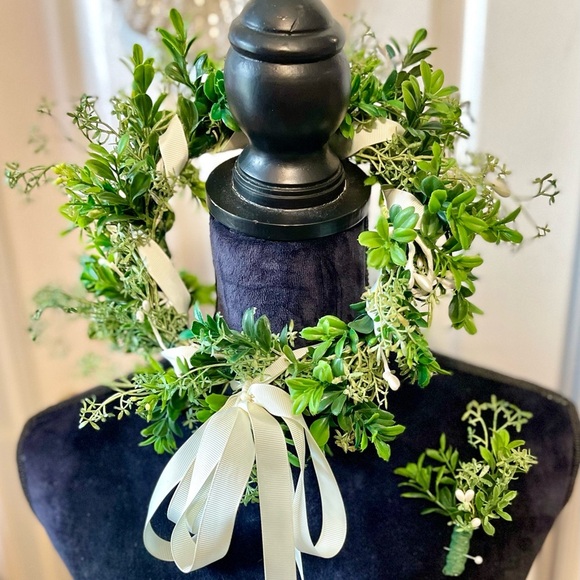 Bridal Halo 10 In W Matching Boutonnière Silk Greenery Pearls Cream Ribbon - Picture 5 of 7